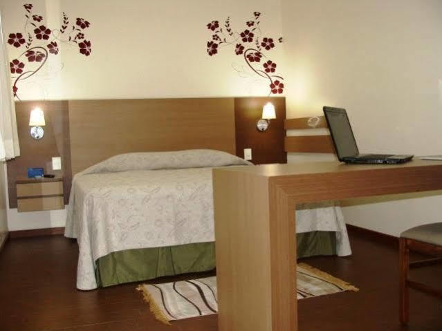 Hotel Premium بيراسونونغا المظهر الخارجي الصورة